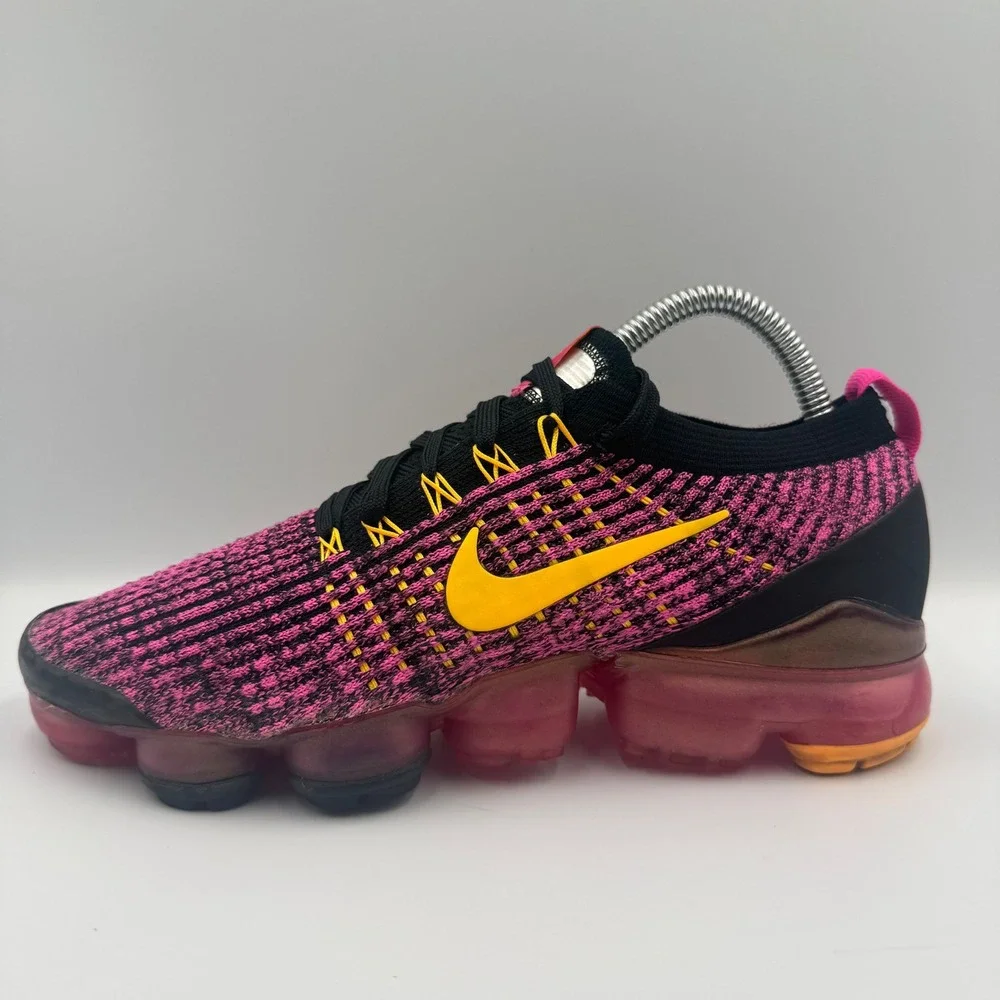 Nike Air VaporMax 3.0 Womens Size 8 Running Shoes Flyknit AJ6910-600 Pink Yellow